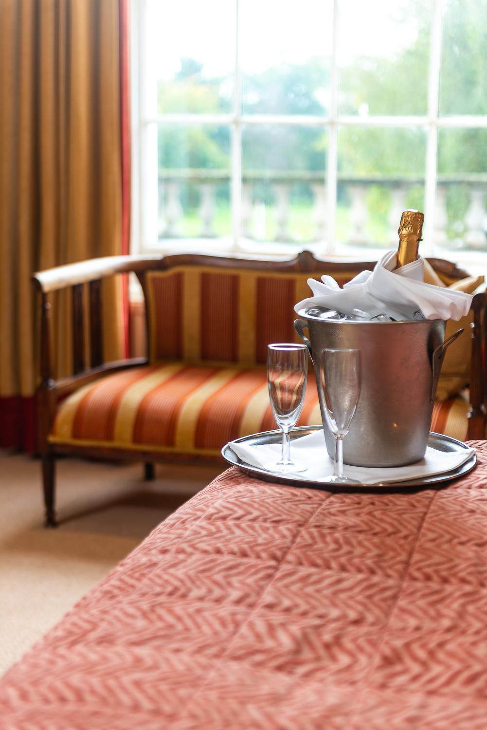 Deluxe King Room,1516380127:JPEG